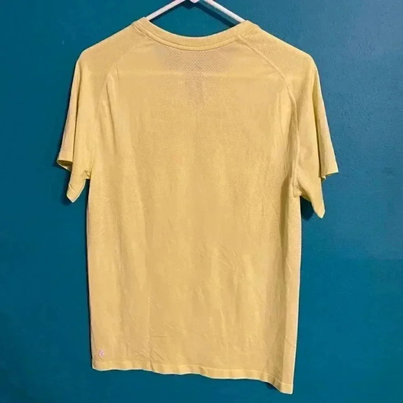 All in Motion Yellow Seamless Short Sleeve Shirt - Picture 4 of 6